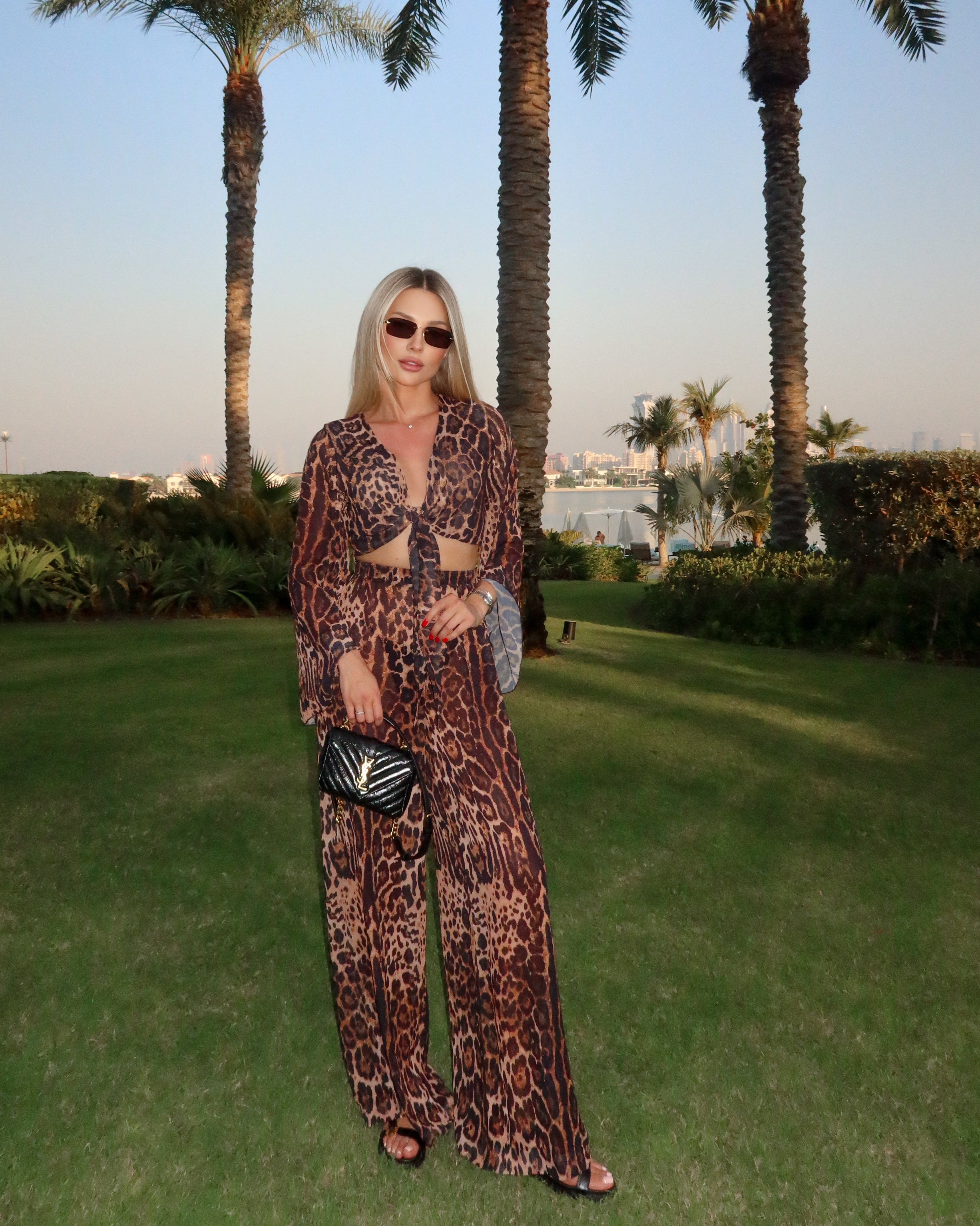 Chiffon Set Leo