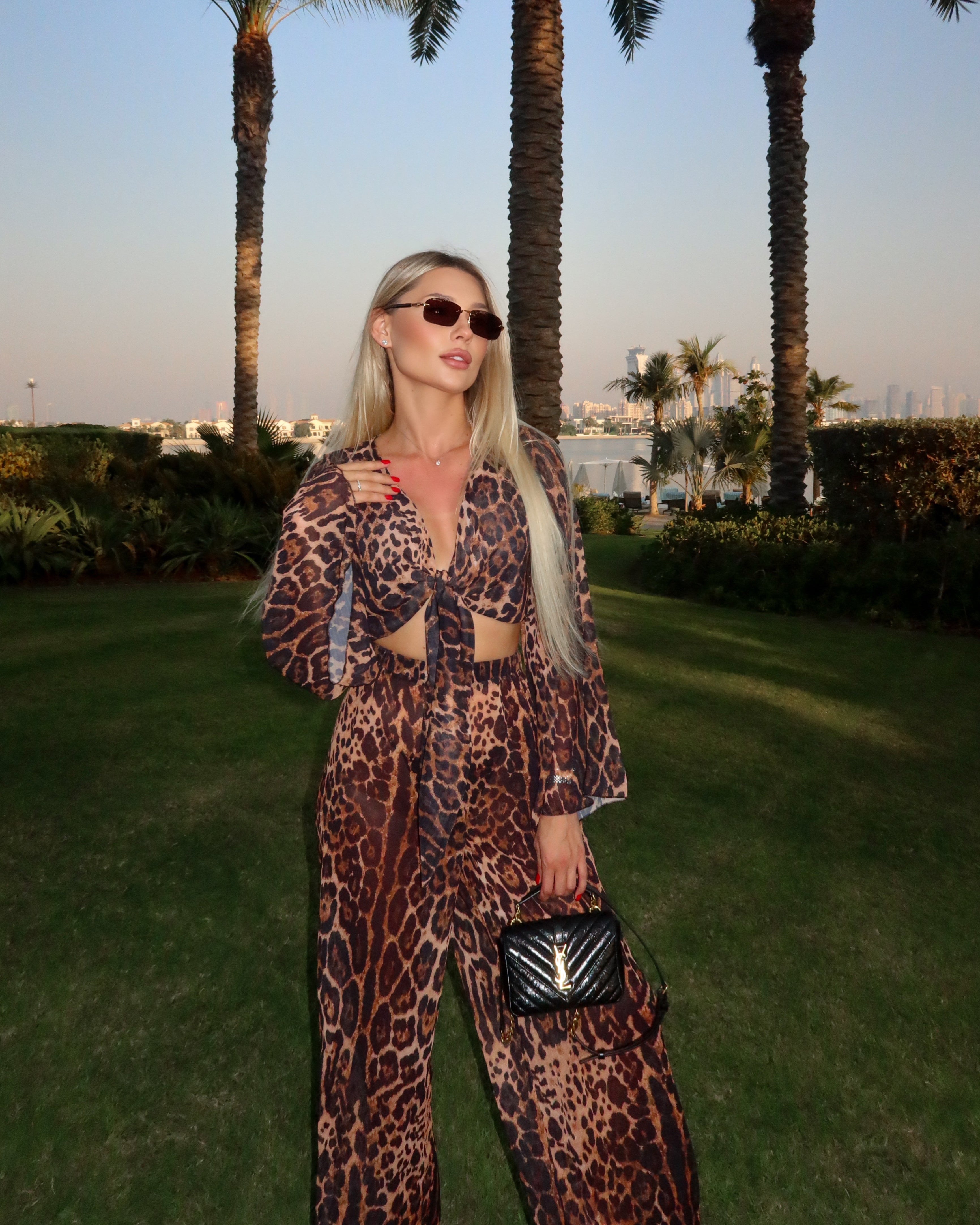 Chiffon Set Leo