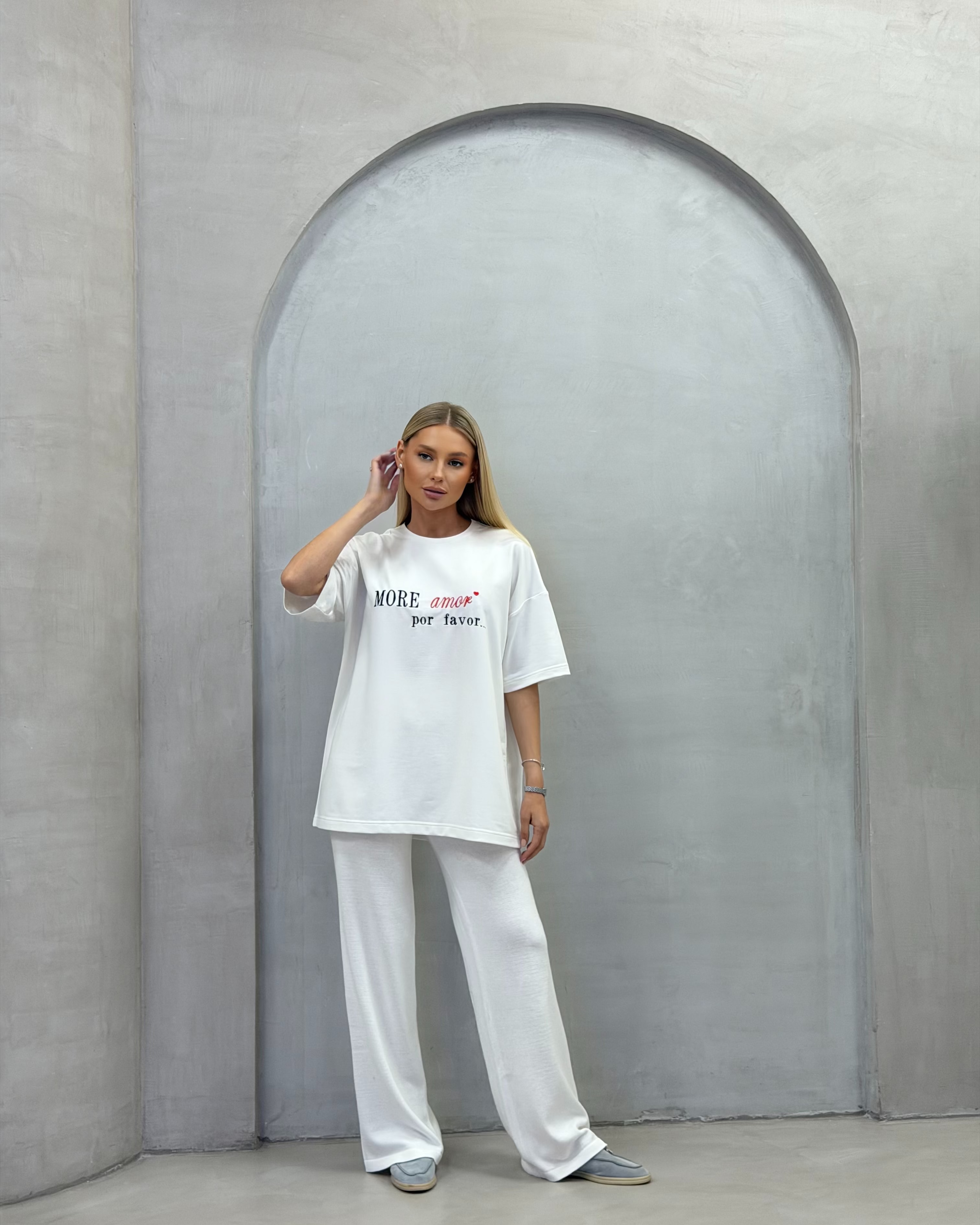 White t-shirt Amore