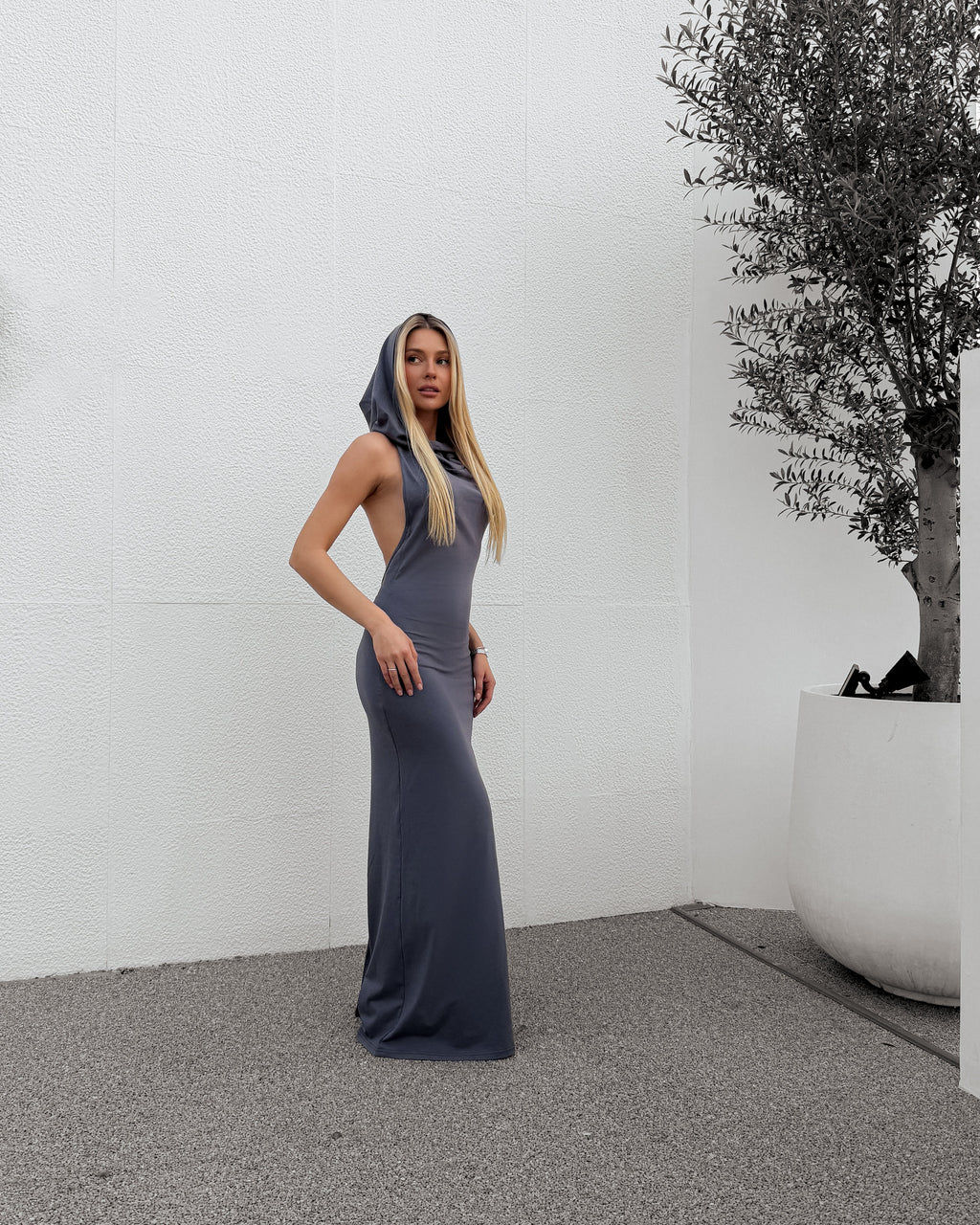 Graphite dress Icon